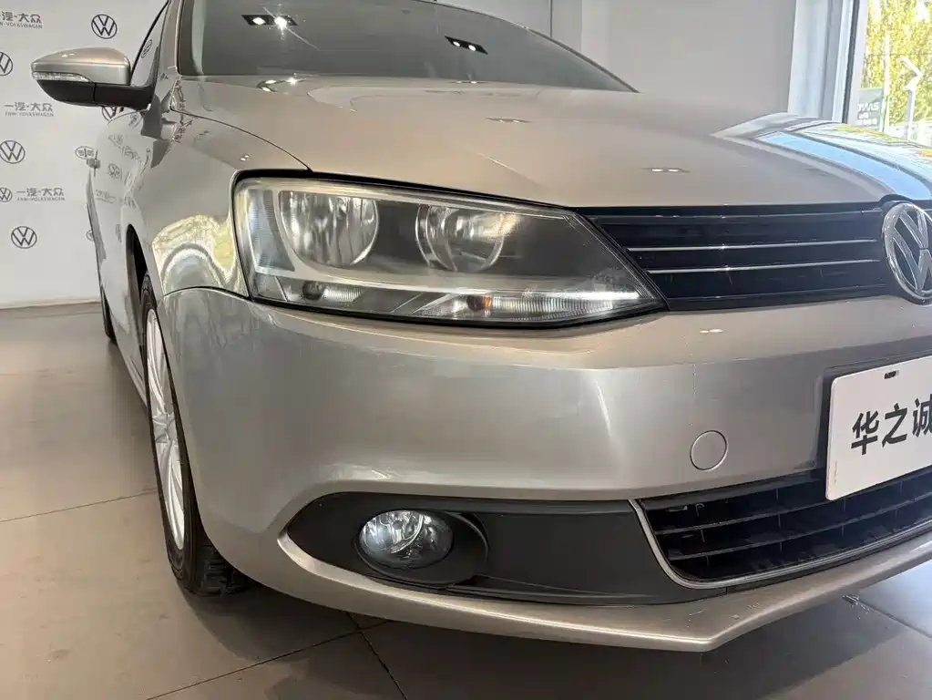 Volkswagen Sagitar — миниатюра 12