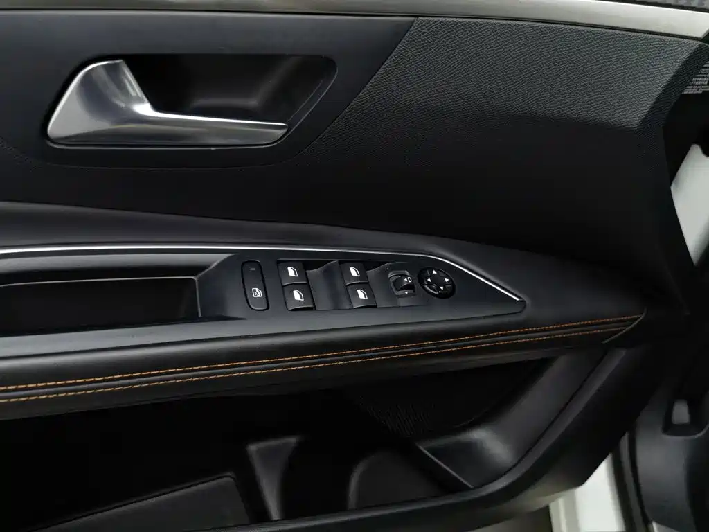 Peugeot 4008 — миниатюра 9