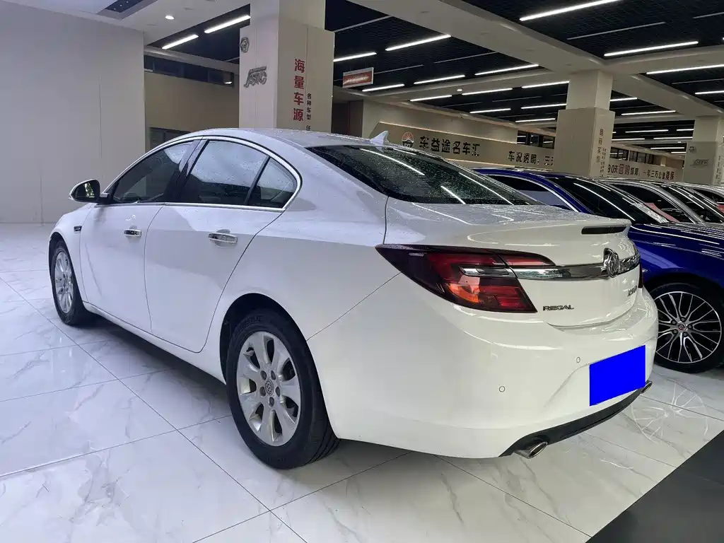 Buick Regal — миниатюра 6