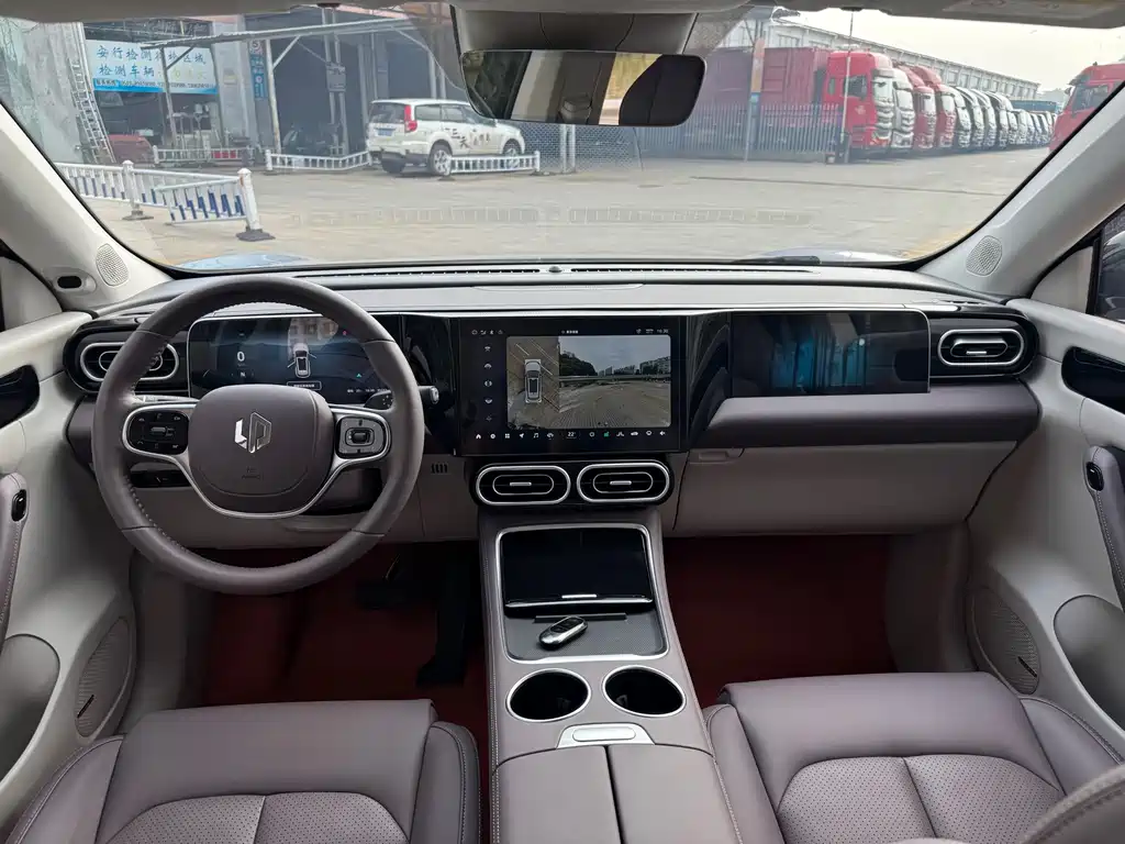 Leapmotor Leapmotor C11 — миниатюра 16