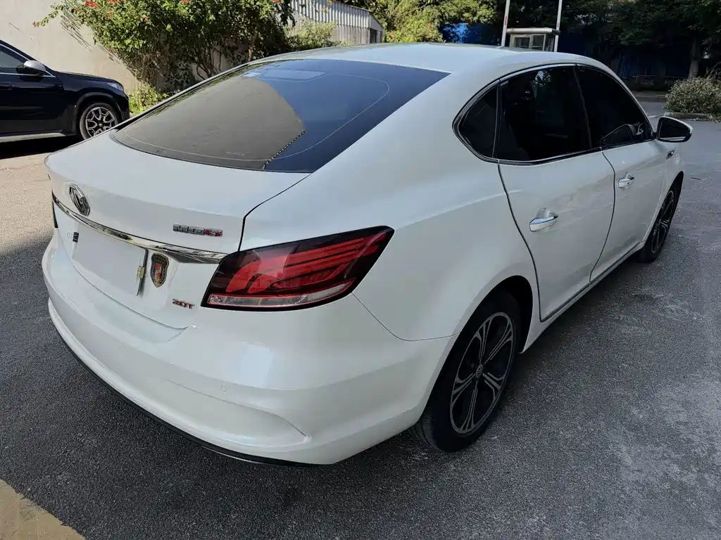MG MG6 — миниатюра 9