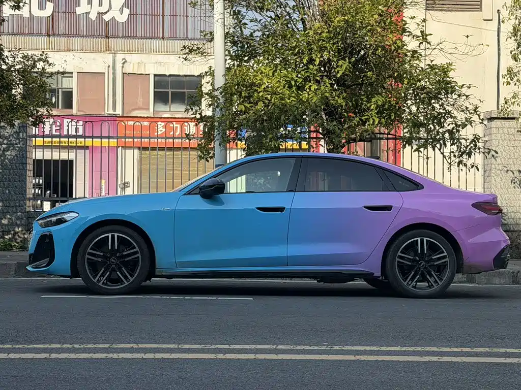 Audi A5L — миниатюра 7