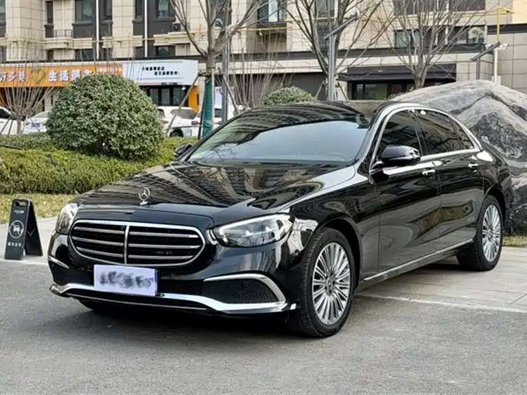 Mercedes-Benz E-Class E 2023 E 300 L Fashion