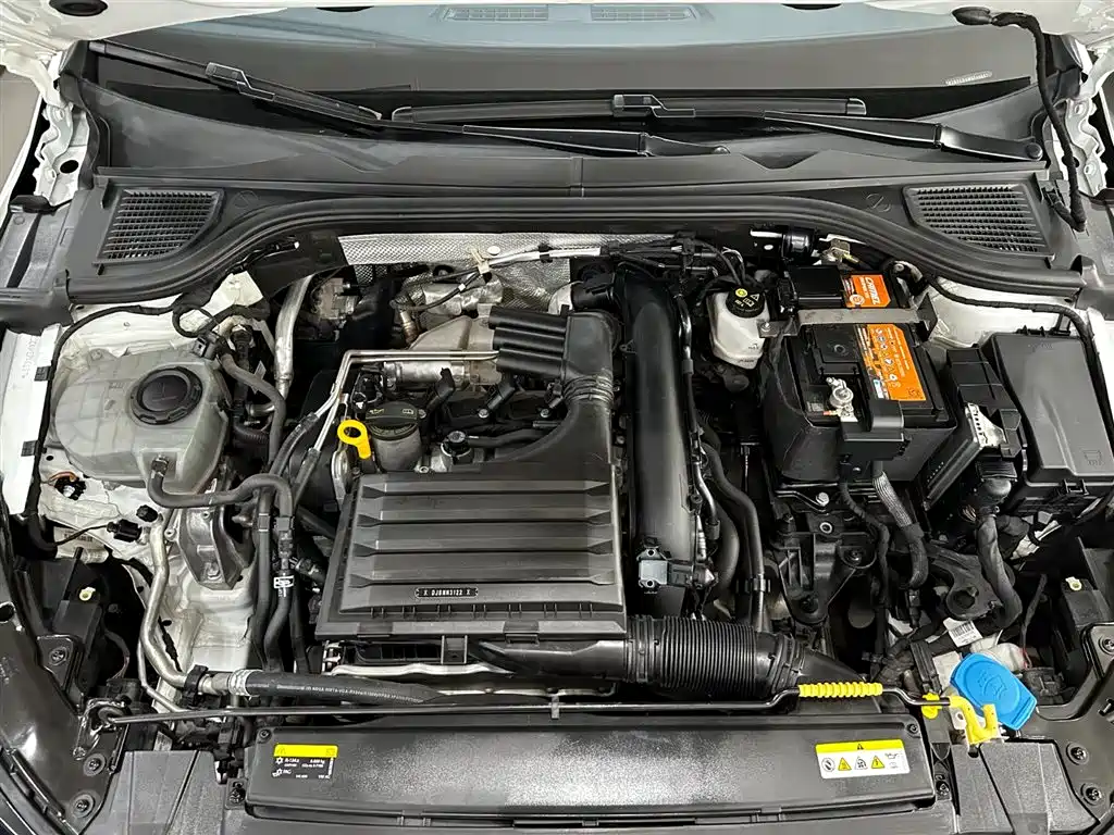 Volkswagen Golf — миниатюра 33