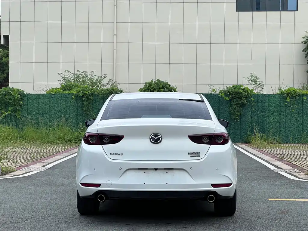 Mazda 3 Axela — миниатюра 5