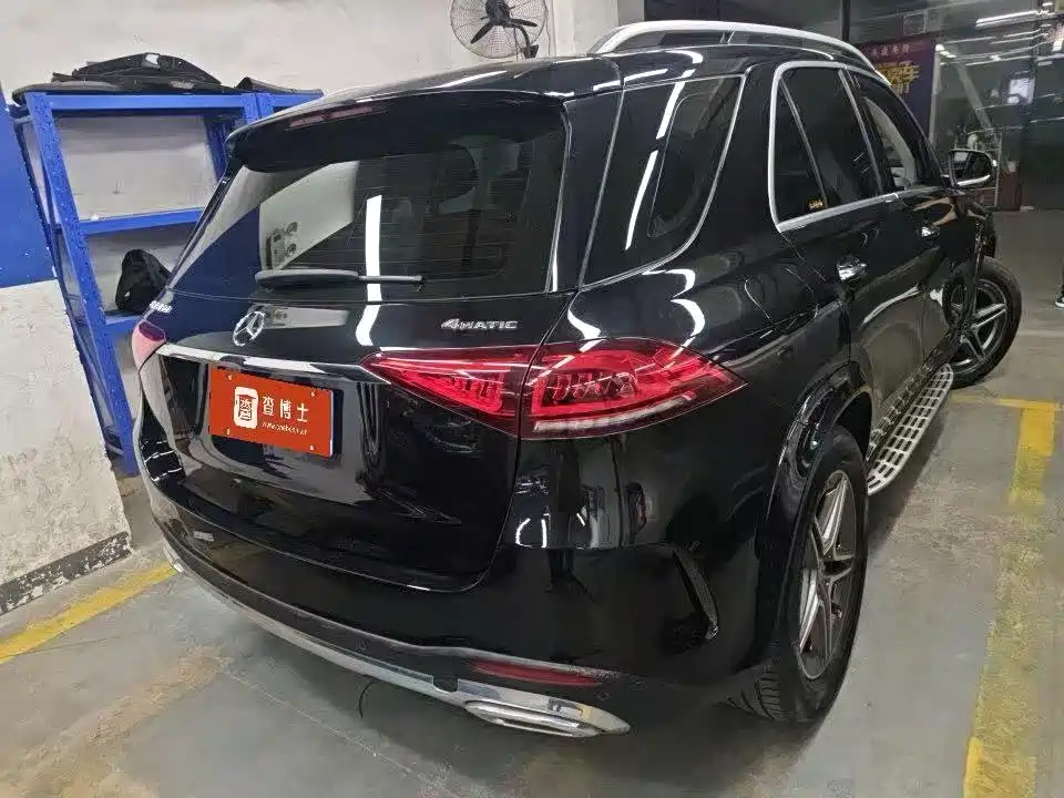 Mercedes-Benz GLE (Import) — миниатюра 8