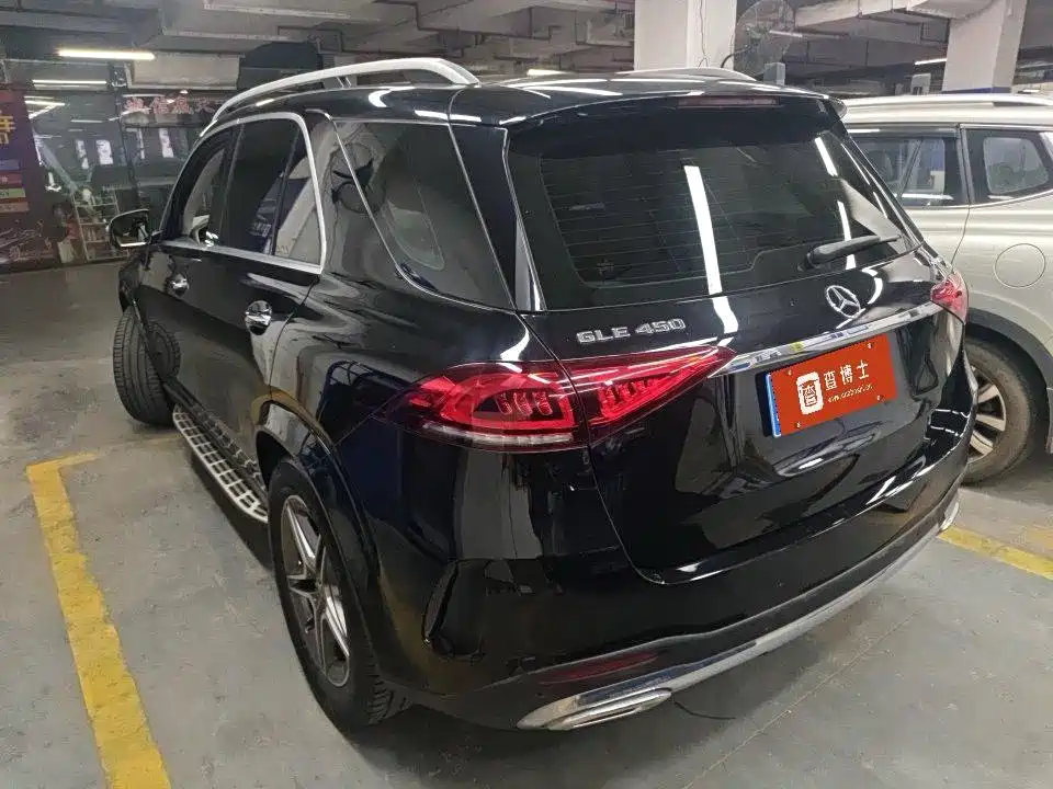 Mercedes-Benz GLE (Import) — миниатюра 9