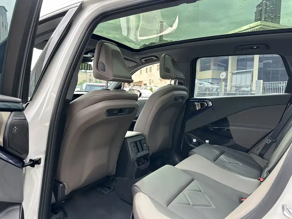 BMW X3 — миниатюра 15