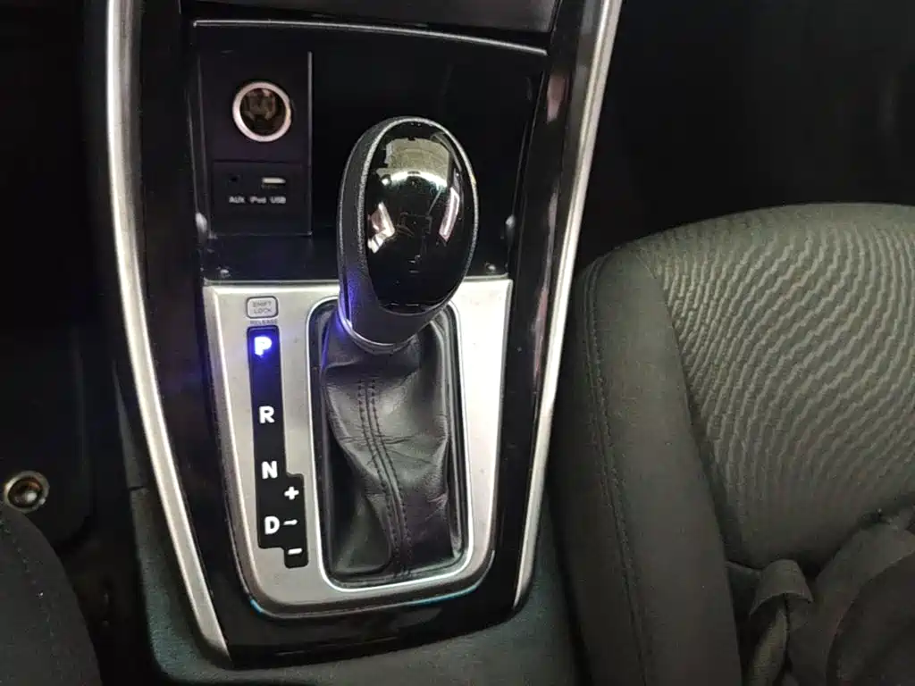 Hyundai Elantra Langdong — миниатюра 14