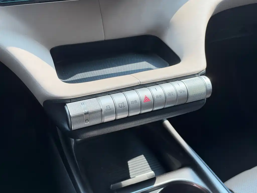 BYD Dolphin — миниатюра 8