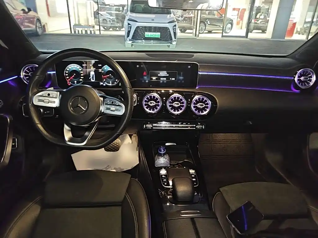 Mercedes-Benz A-Class — миниатюра 10
