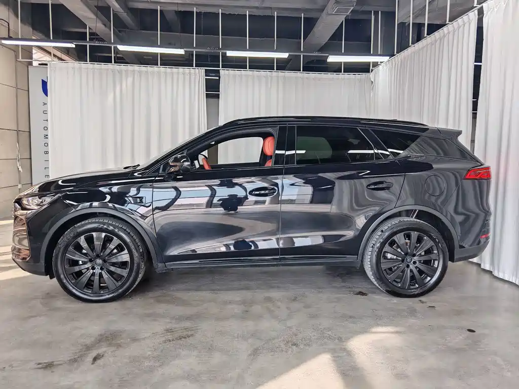 BYD Tang New Energy — миниатюра 15