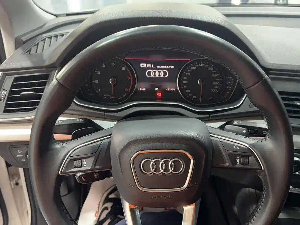 Audi Q5L — миниатюра 4