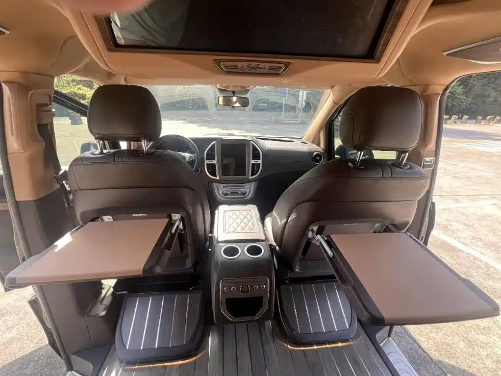 Mercedes-Benz Vito — миниатюра 11