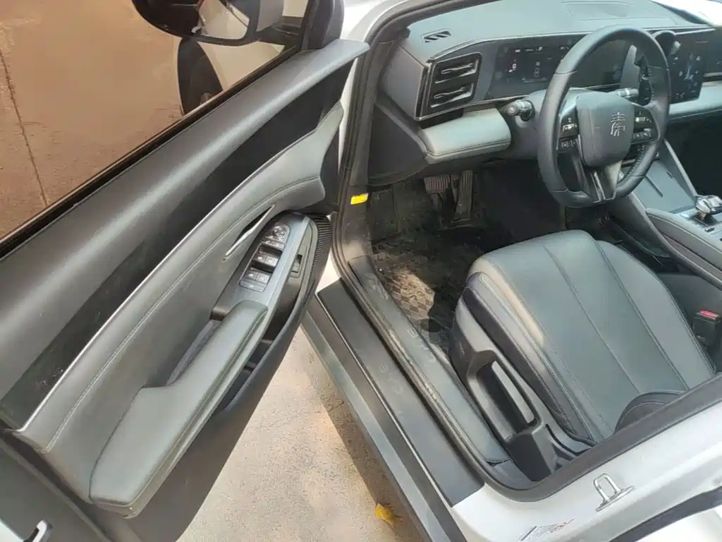 BYD Qin L — миниатюра 16