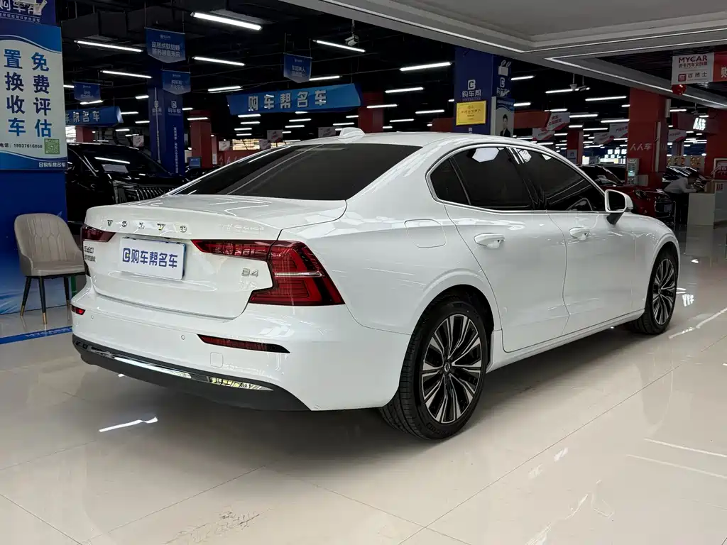 Volvo S60 — миниатюра 13