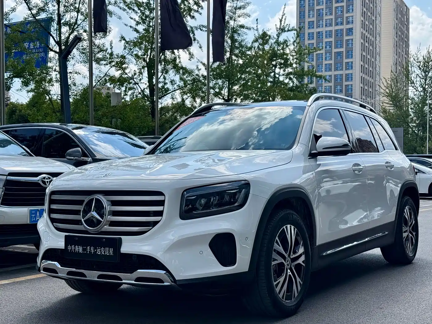Mercedes-Benz GLB