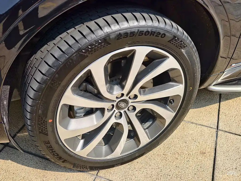 Land Rover Discovery Sport — миниатюра 14