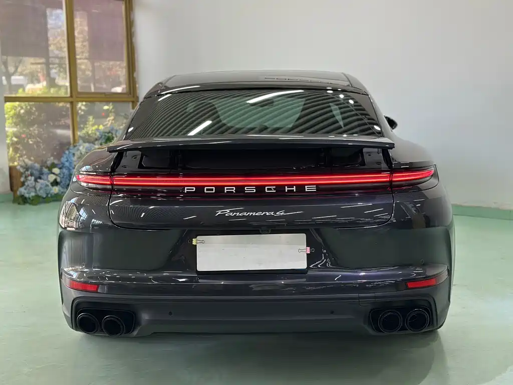 Porsche Panamera — миниатюра 6