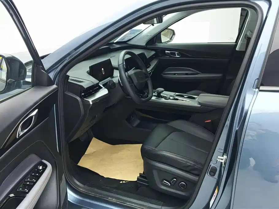 CHANGAN CHANGAN AUCHAN Z6