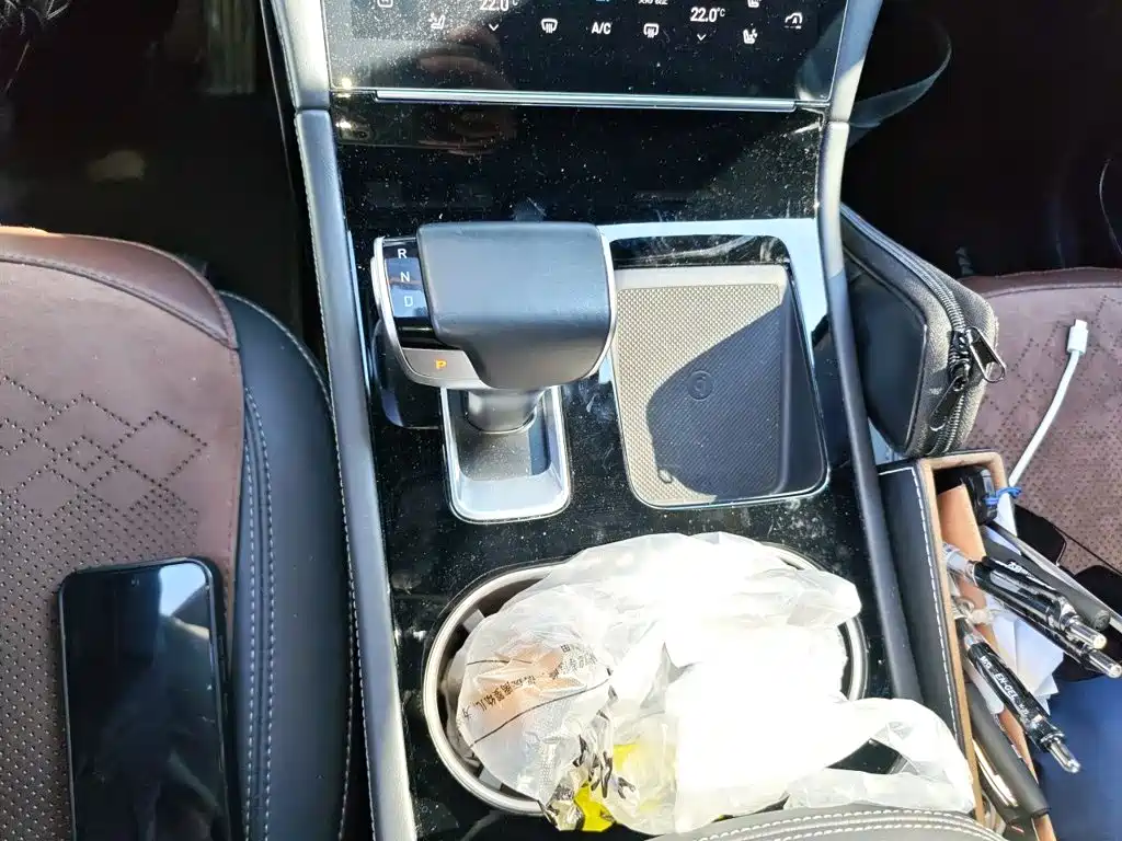 Li Auto Li ONE — миниатюра 15