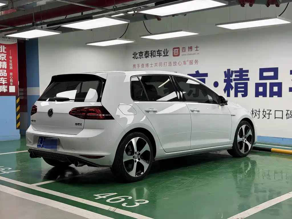 Volkswagen Golf GTI — миниатюра 8