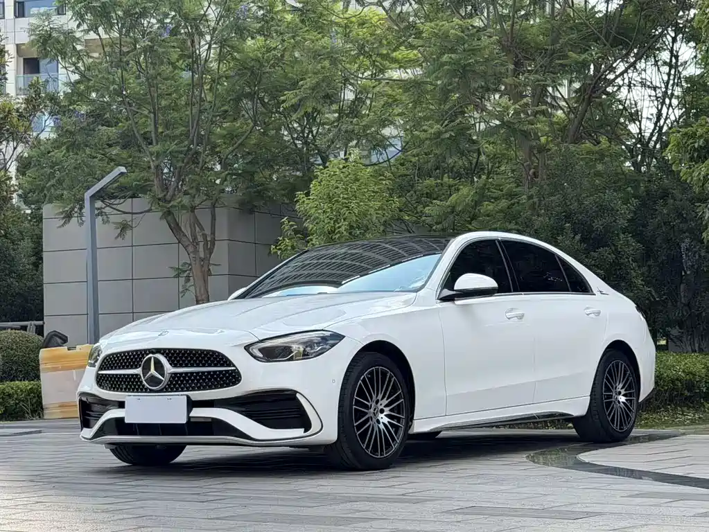 Mercedes-Benz C-Class 2022