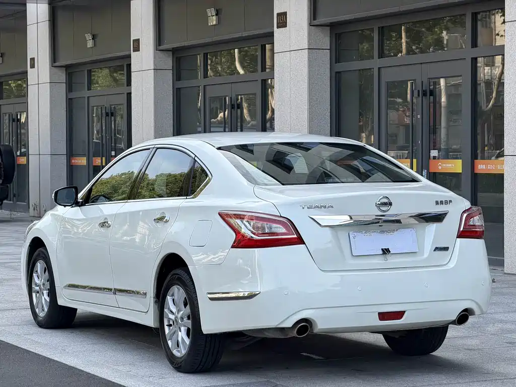 Nissan Teana — миниатюра 4