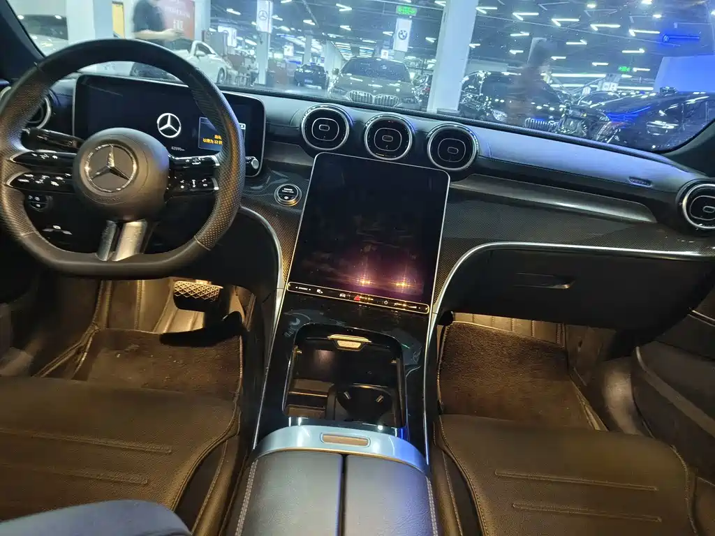 Mercedes-Benz C-Class — миниатюра 7