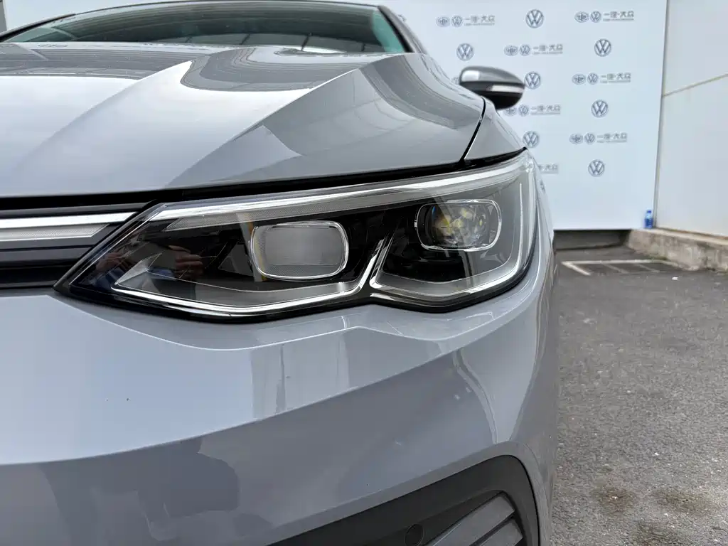 Volkswagen Golf 2023 280TSI DSG Pro
