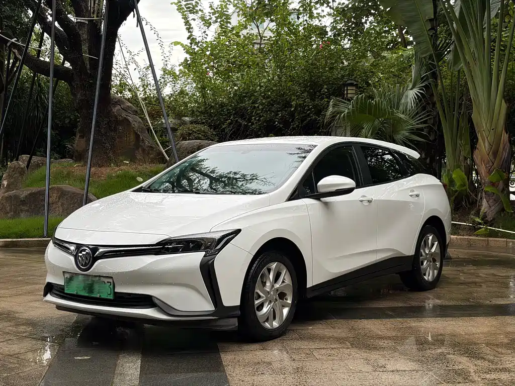 Buick Velite 6