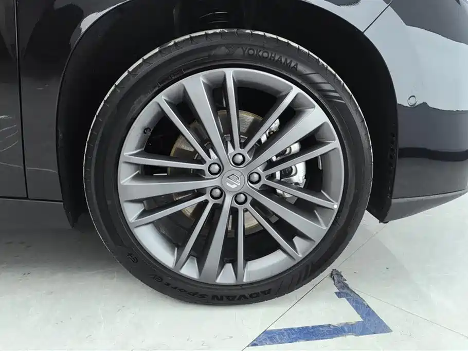 Leapmotor C16 2026 580 Premium 6 мест