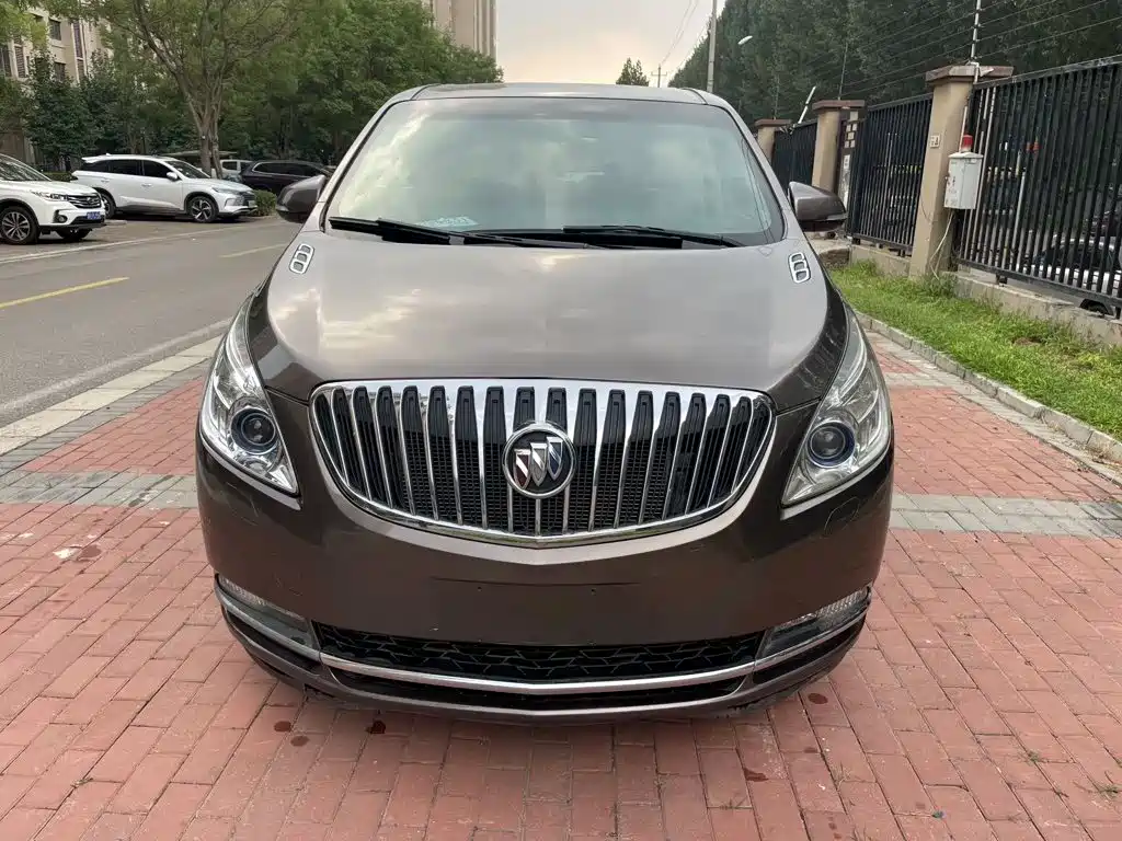 Buick GL8 — миниатюра 3