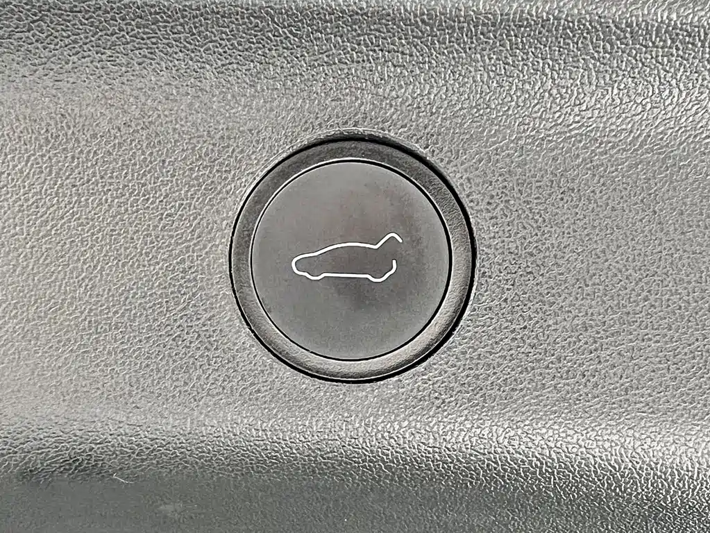 Tesla Model Y — фотографии объявления, Фото 18