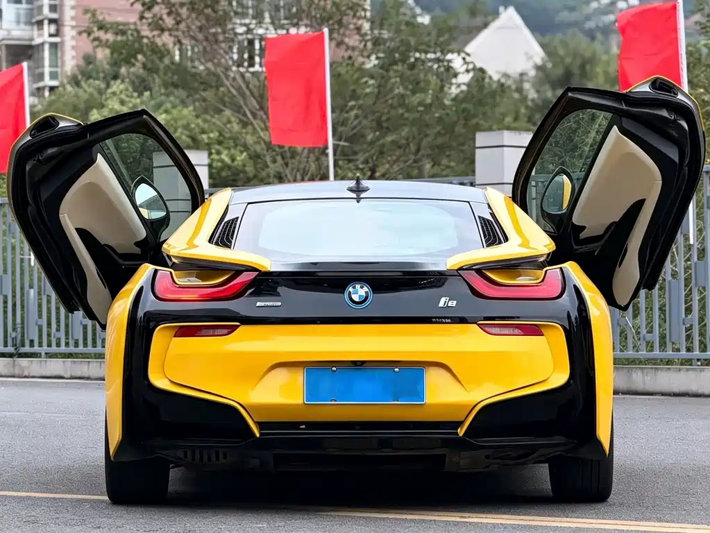 BMW i8 — миниатюра 5