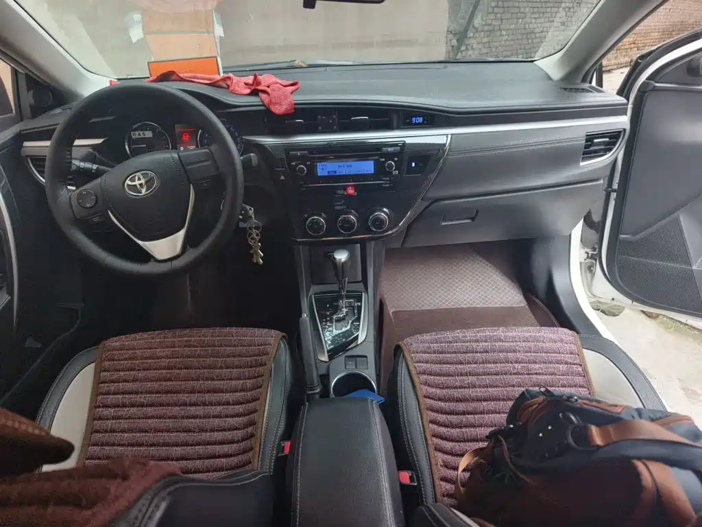 Toyota Corolla — миниатюра 10