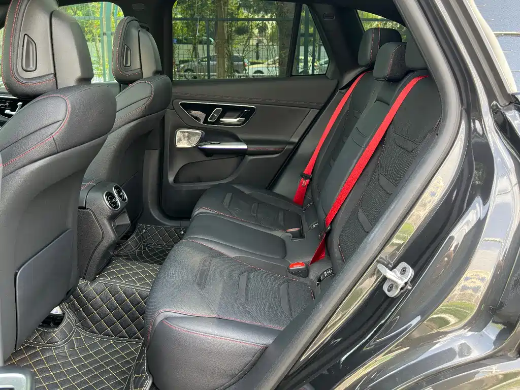 Mercedes-Benz GLC AMG — миниатюра 16