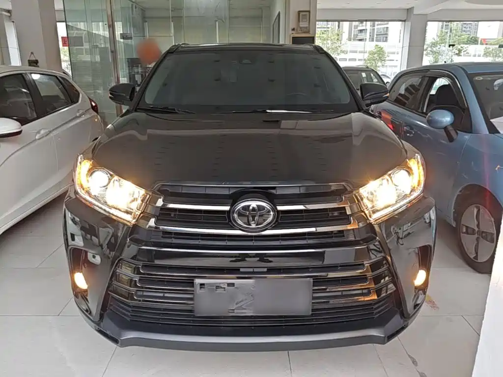 Toyota Highlander — миниатюра 3