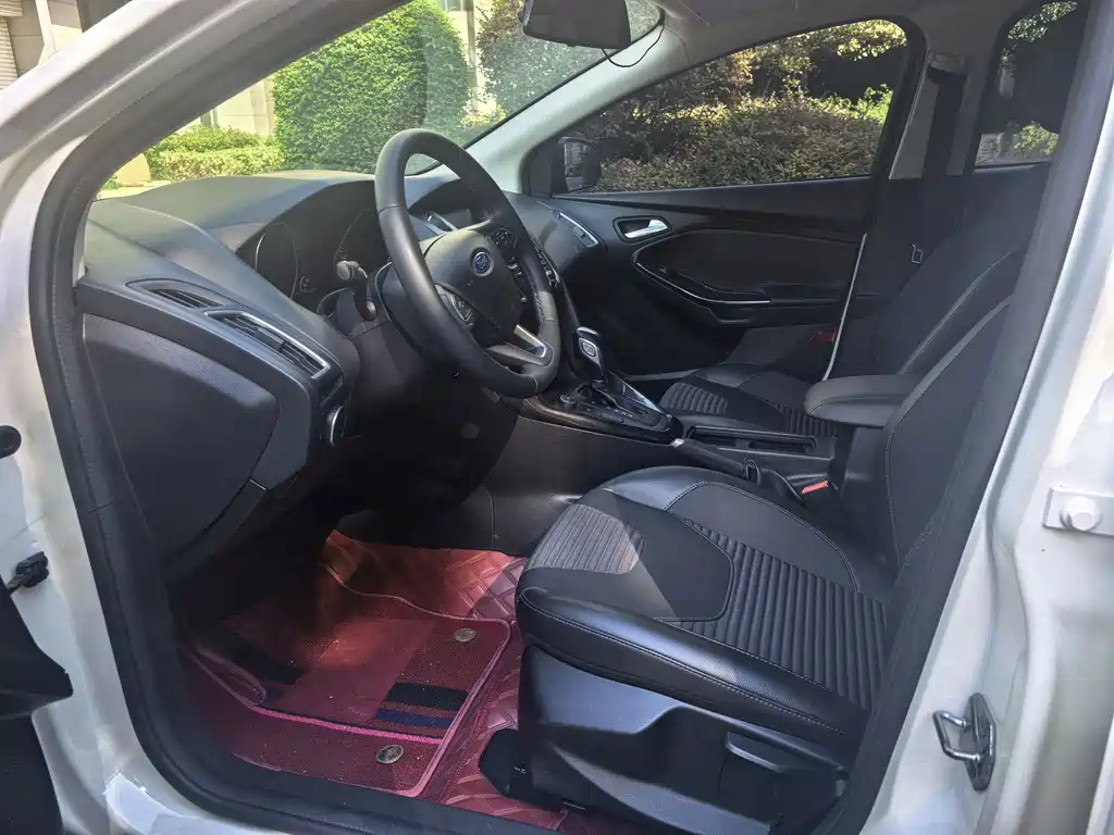 Ford Focus — миниатюра 9