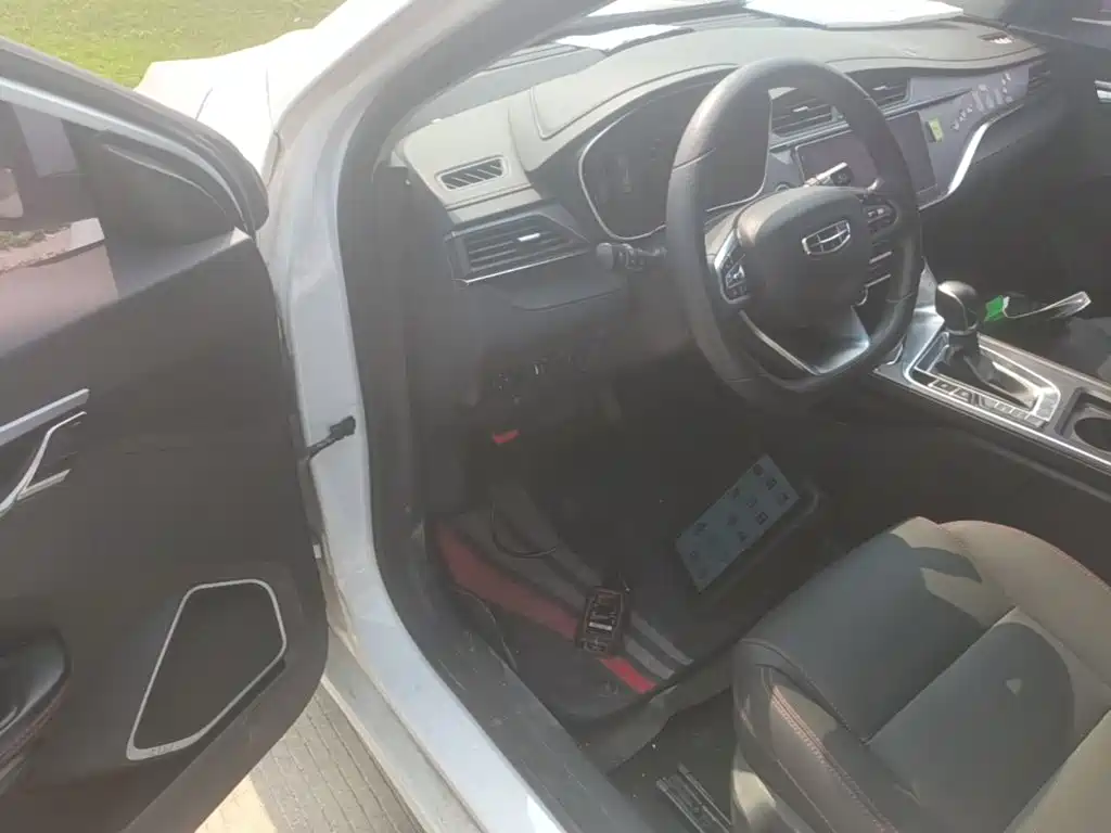 Geely Binrui — миниатюра 16