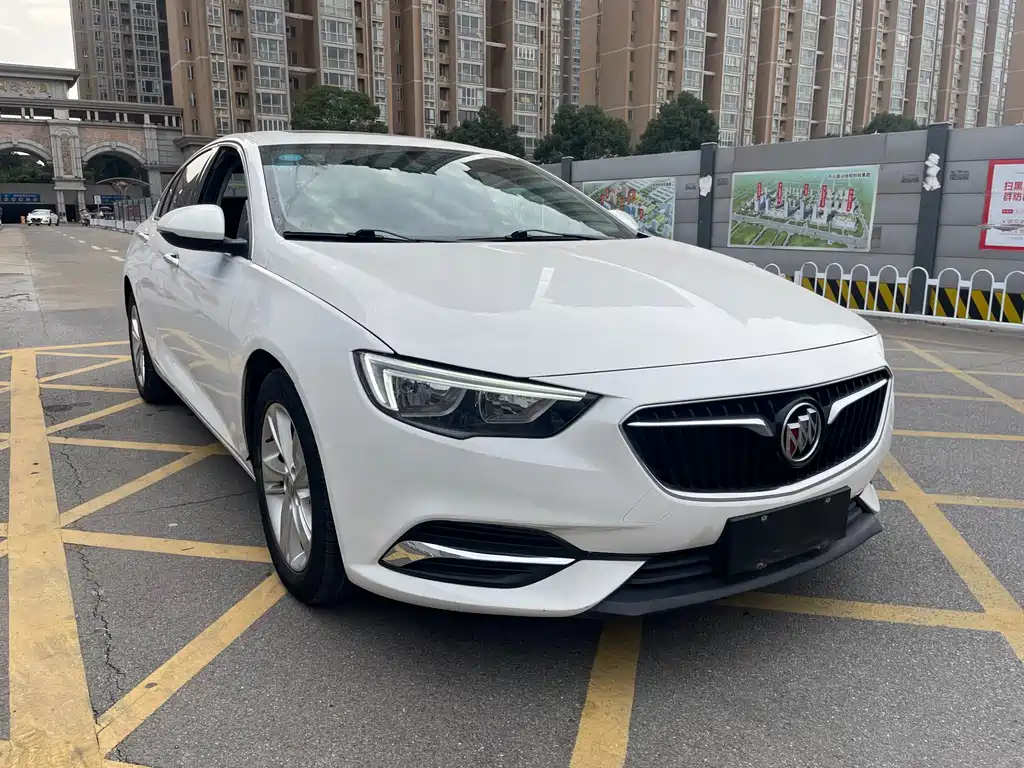 Buick Regal 2018