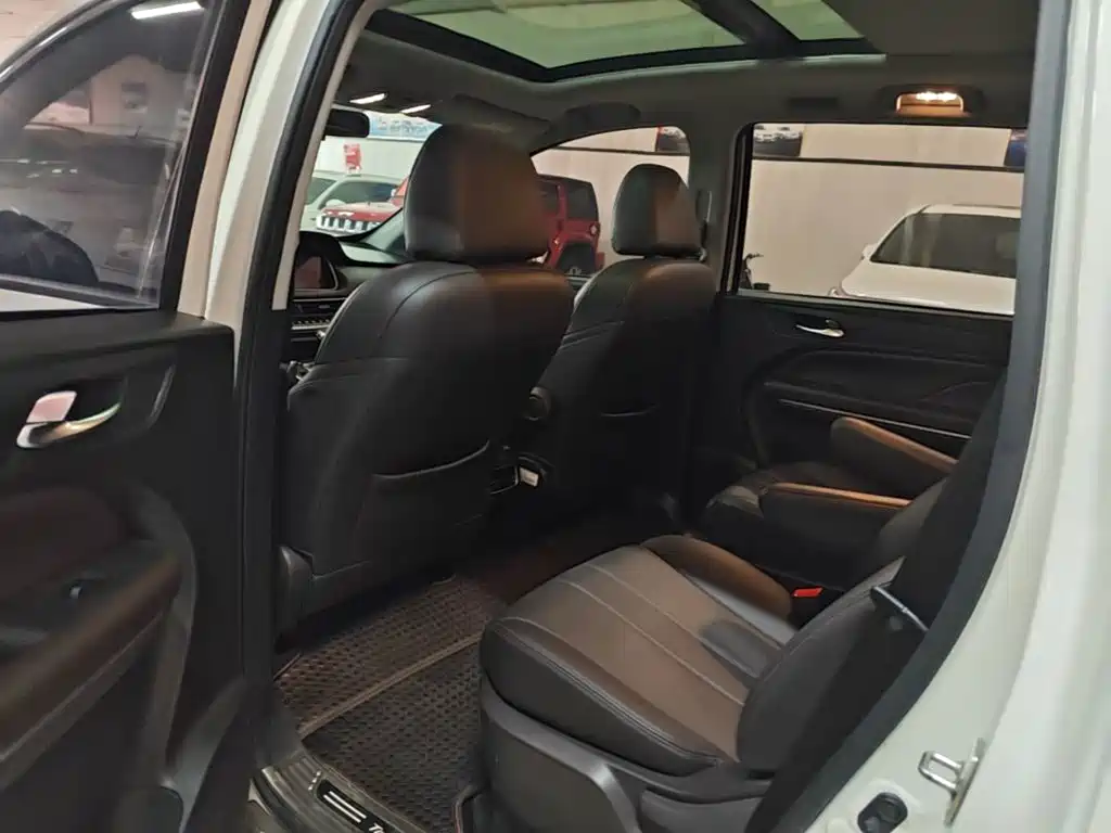 GAC Motor Trumpchi M6 — миниатюра 17