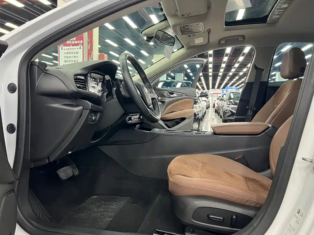 Buick Regal — миниатюра 5