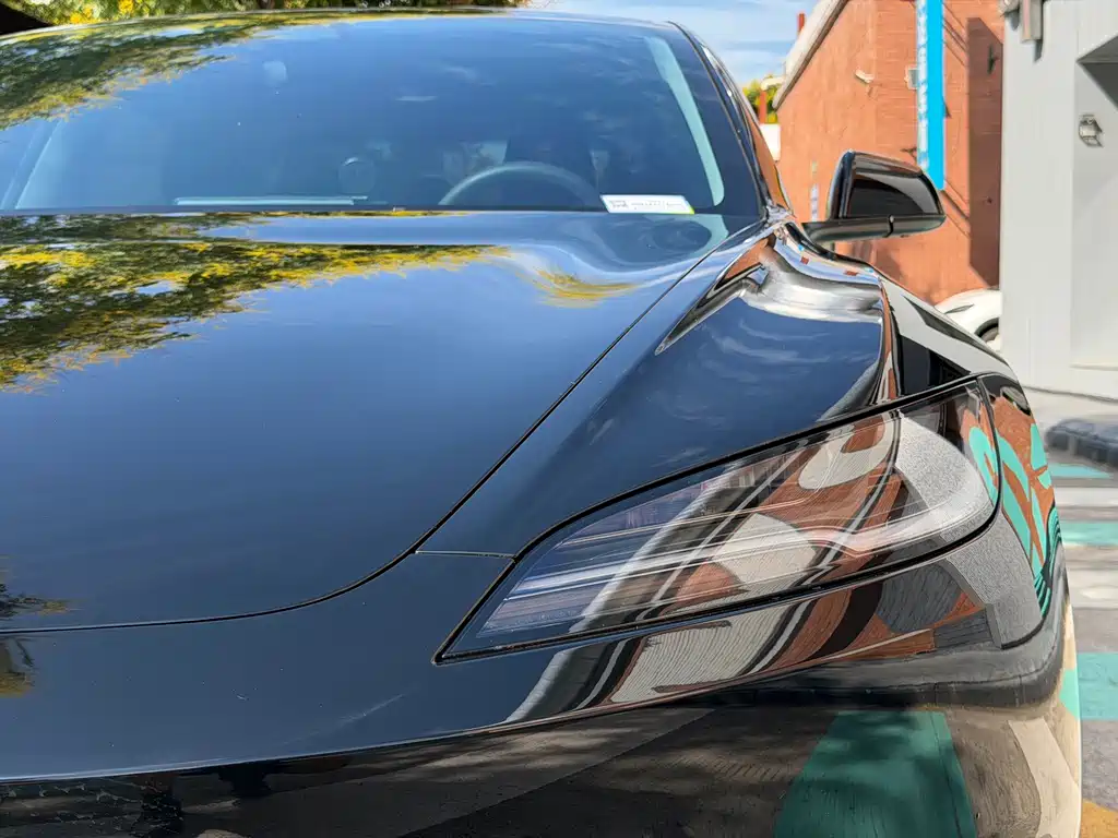 Tesla Model 3 — миниатюра 13