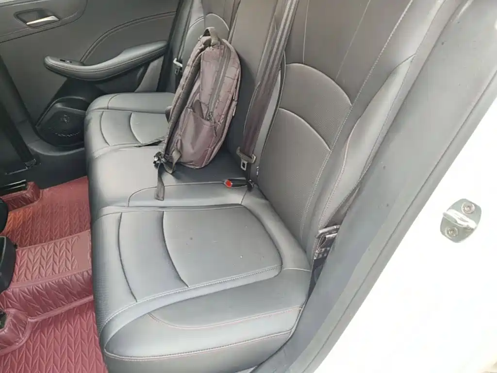 Roewe i5 — миниатюра 17