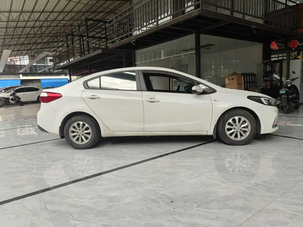Kia K3 — миниатюра 7