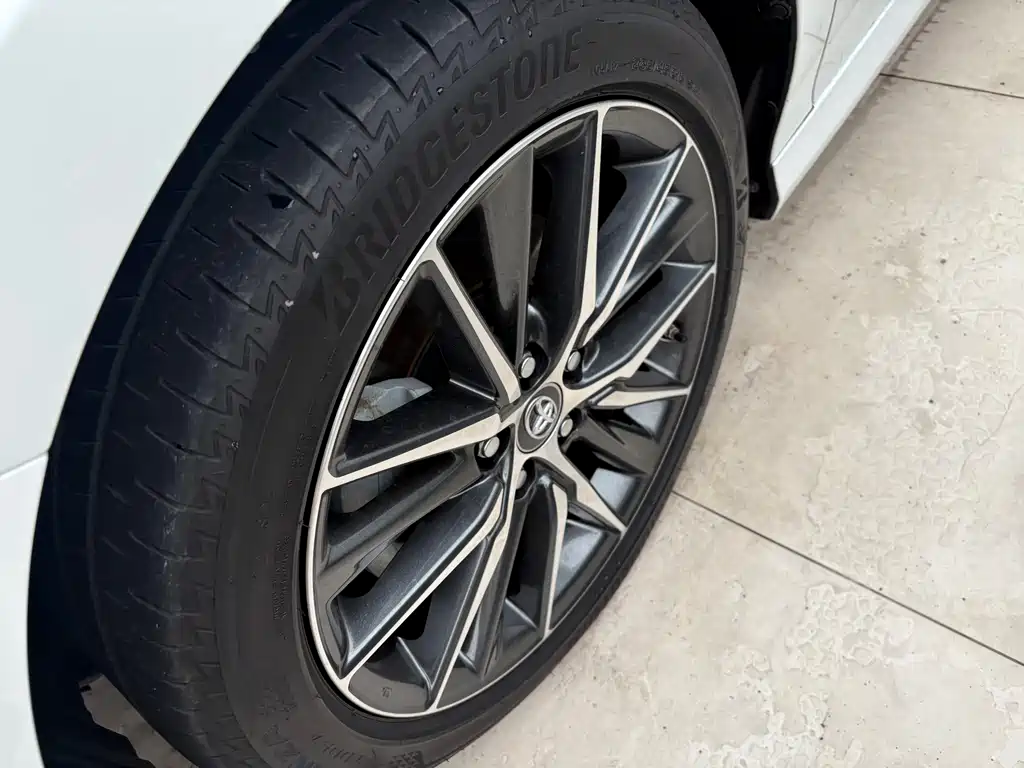 Toyota Camry 2023 2.5HG Luxury
