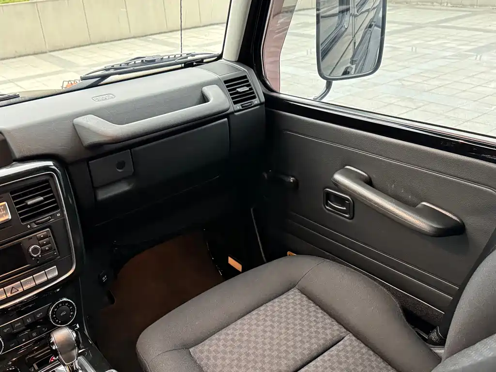 MERCEDES-BENZ G CLASS