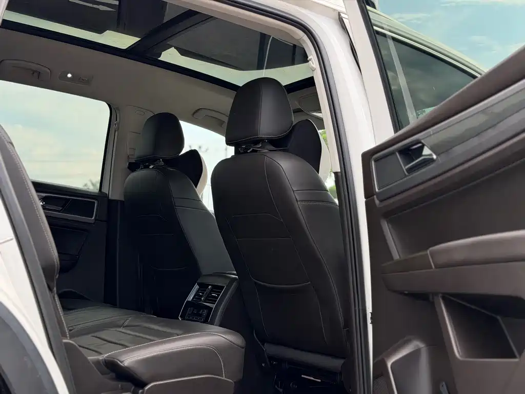 Volkswagen Teramont — миниатюра 13