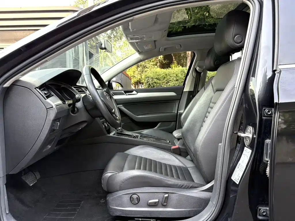 Volkswagen Magotan — миниатюра 4